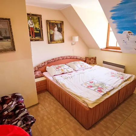 Nyaraló Vesely Kopec By Interhome *