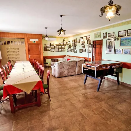 Nyaraló Vesely Kopec By Interhome *